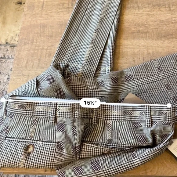 Burberry pants NWT SIZE 48 US